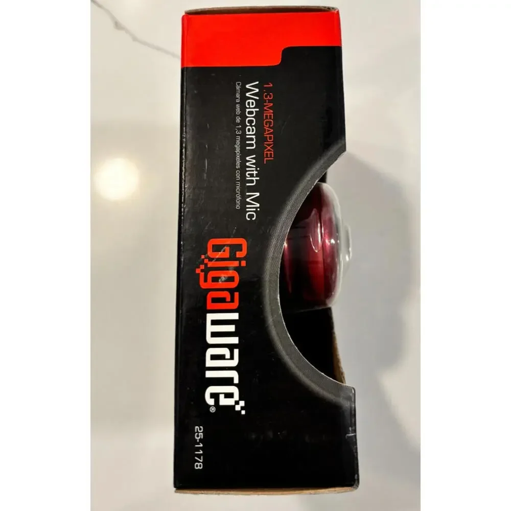 Webcam GIGAWARE USB PC Web Cam Camera w/Microphone 25-1178 New In Box